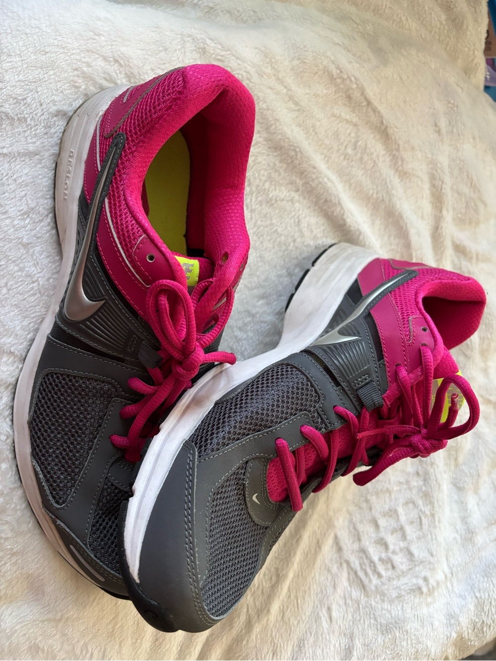 Nike Women’s Athletic Running Shoes in Gray and Hot Pink